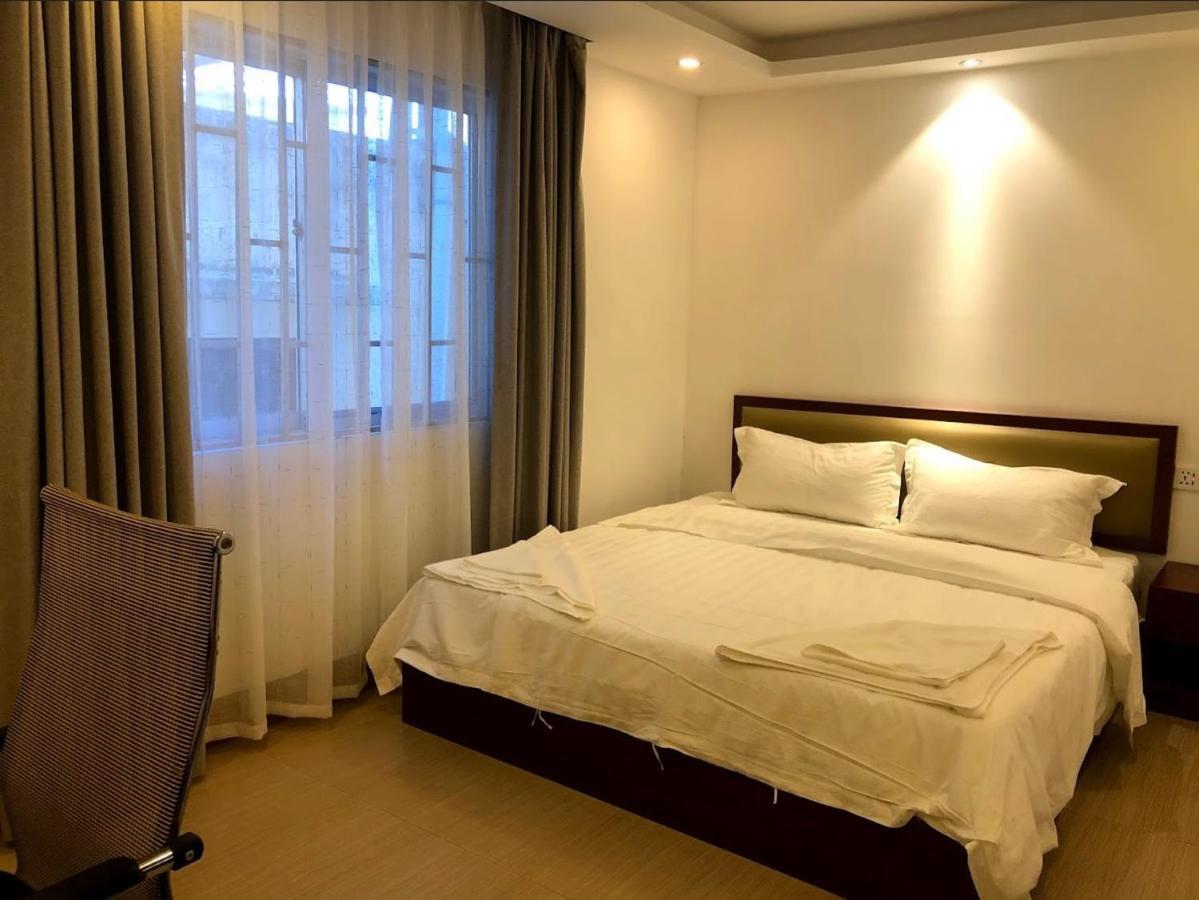 Yaou Hotel Phnom Penh Exterior photo